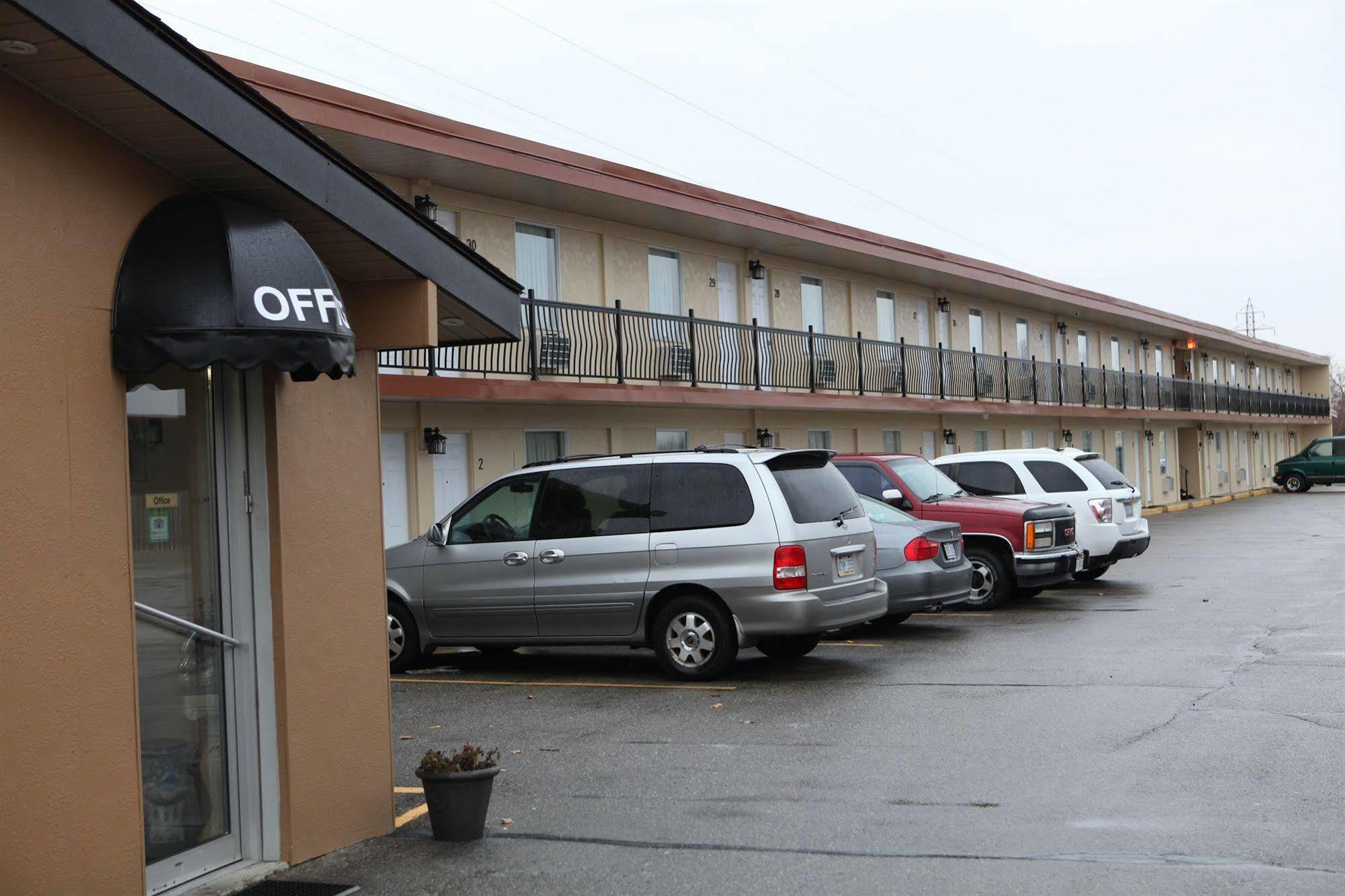 Saxony Motel Chatham-Kent 외부 사진